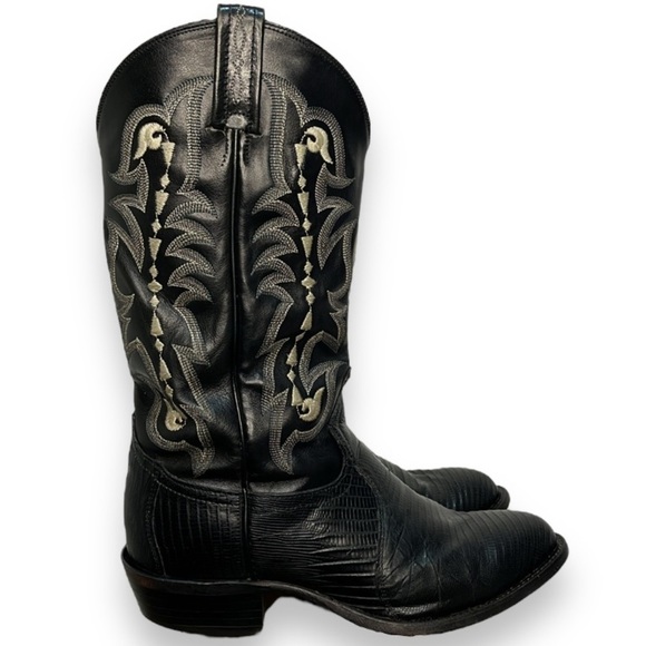 Tony Lama Other - Tony Lama Cowboy Boots Mens Size 8 EE Lizard CZ810 Black and White Western